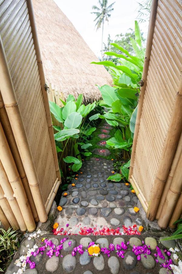 Balikayanas Bamboo House - Miggiell House Villa Karangasem  Bagian luar foto